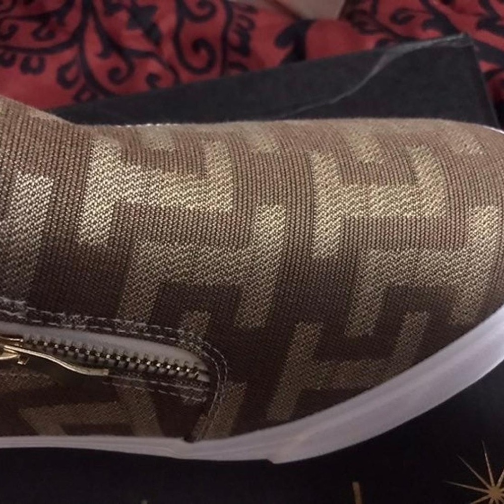 Shoe Dazzle Brown Geometric Slip-On Sneakers - Picture 3 of 3